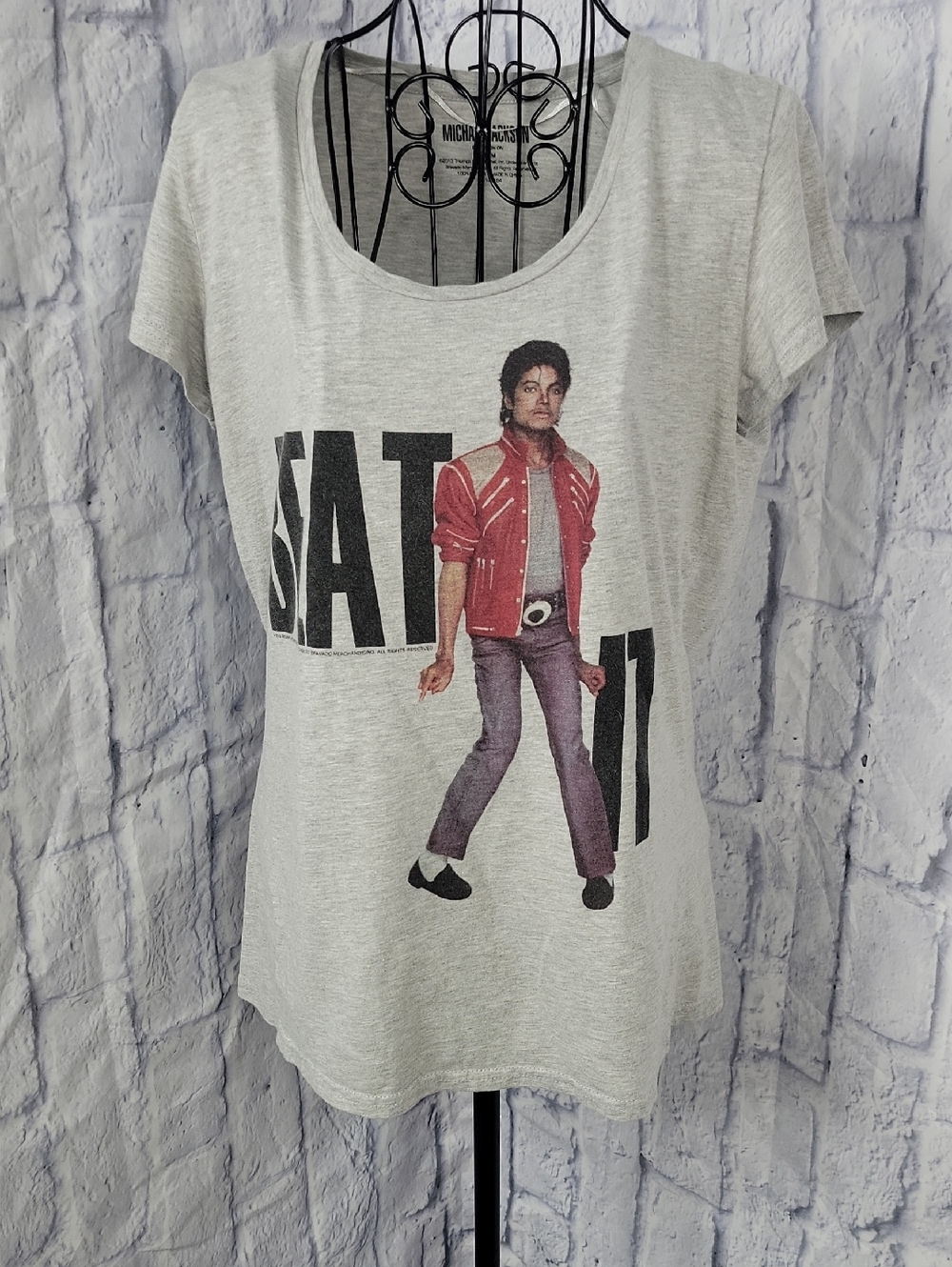 Michael‎ Jackson Graphic Tee Medium Gray Scoop Neck Shirt